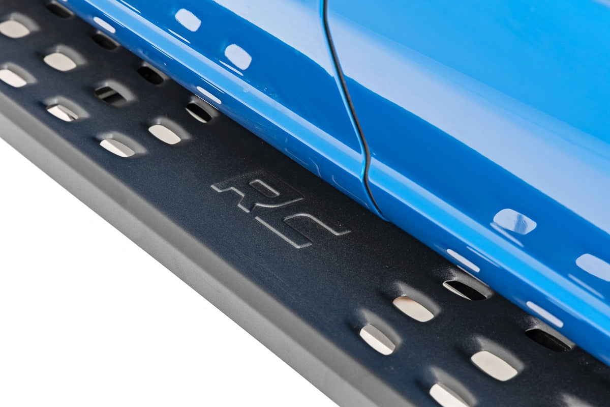 RPT2 Running Board | Crew Cab | Black | Ford F-150/Lightning/F-250/F-350/Raptor (15-26)